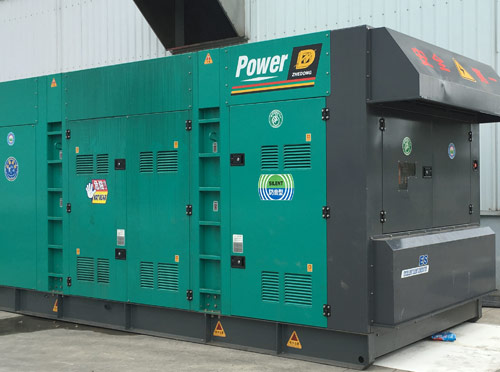 成县升级发电机组的过程中需要注意哪些安全事项?