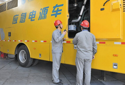 成县如何清理被灰尘覆盖的机油散热器?